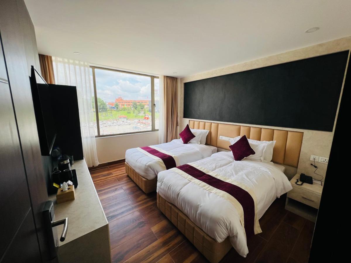 Hotel Black Diamond - Transit Point Inside Hotel Катманду Екстериор снимка