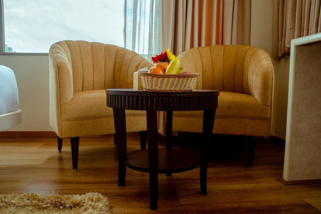 Hotel Black Diamond - Transit Point Inside Hotel Катманду Екстериор снимка