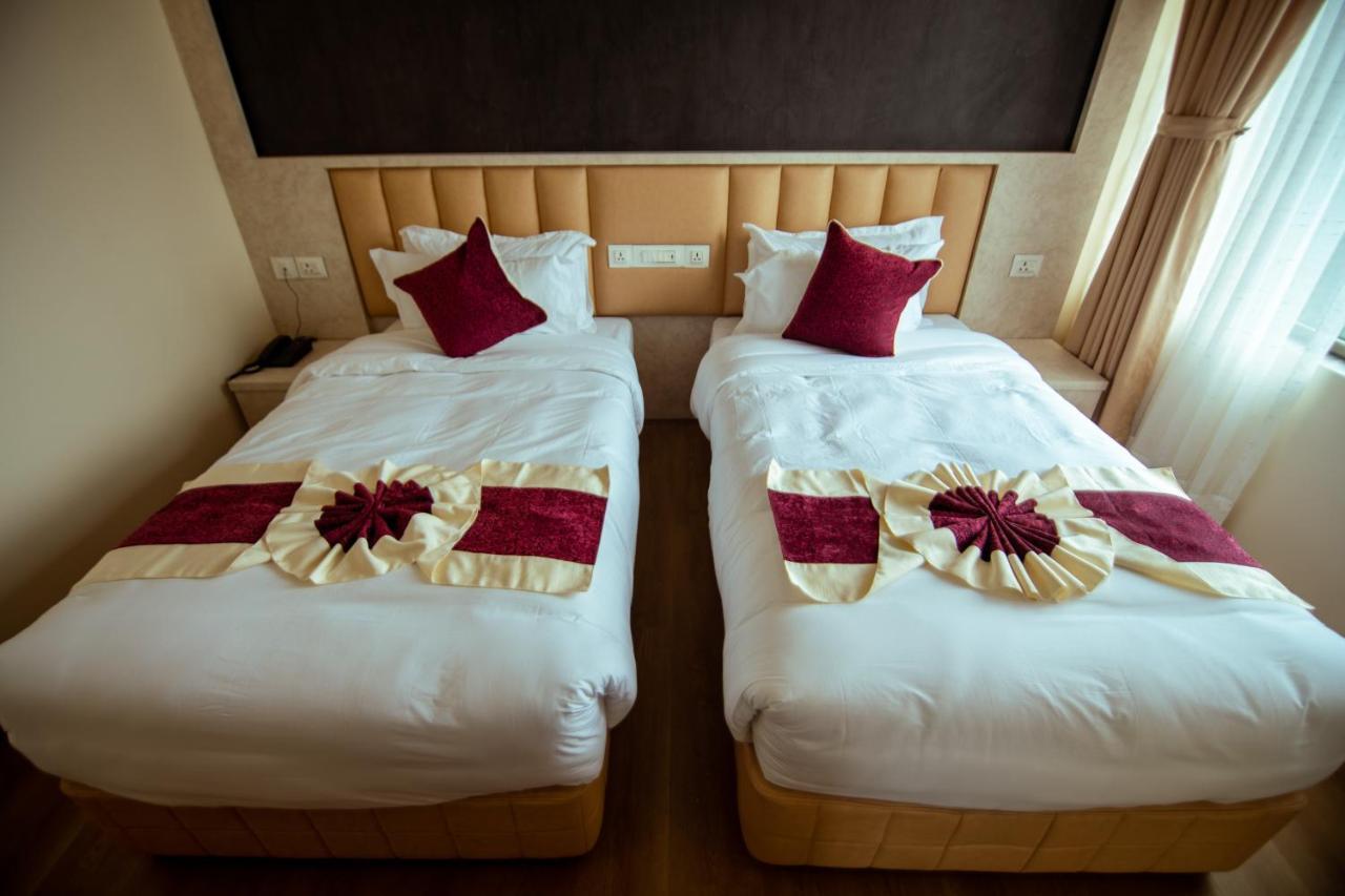 Hotel Black Diamond - Transit Point Inside Hotel Катманду Екстериор снимка